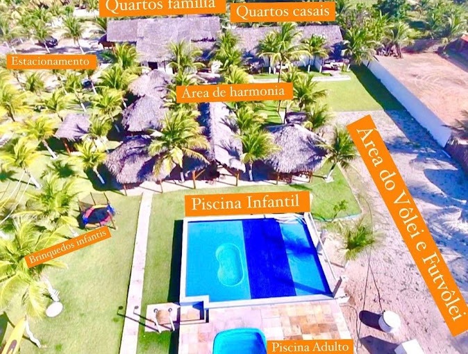 Foto aérea da Pousada New Oca com suas instalações